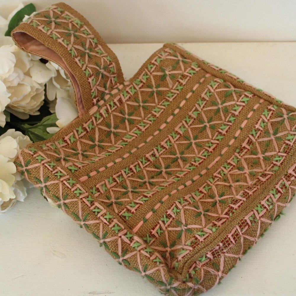 Vintage 1960s 1970s Bag, Embroidered Burlap Purse, Handled Market Tote, Hobo
